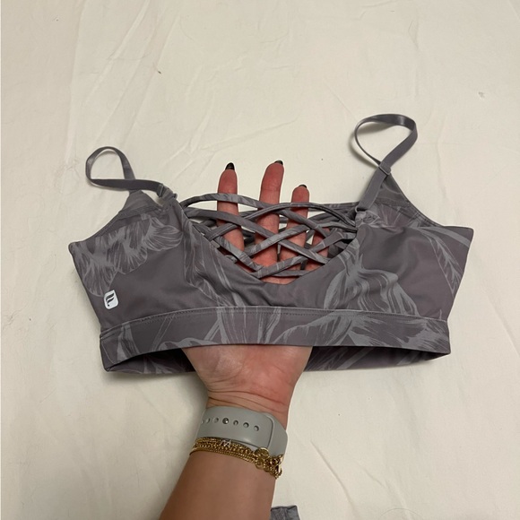 Fabletics set High waisted 7/8 Capri Leggings with matching strappy Sports Bra - Picture 5 of 11